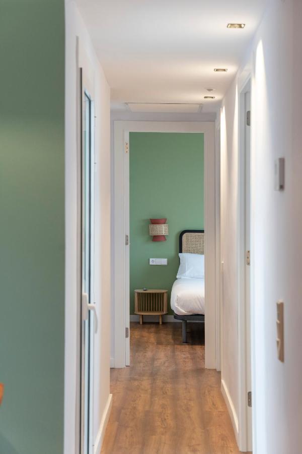 Caliu Apartments Barcelona - Camp Nou L'Hospitalet de Llobregat Bagian luar foto