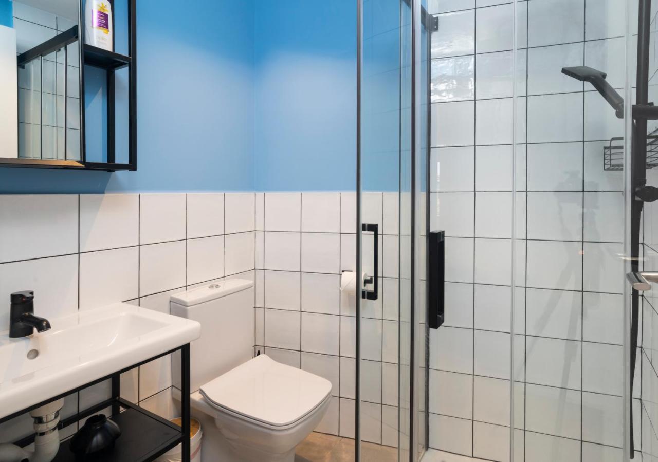 Caliu Apartments Barcelona - Camp Nou L'Hospitalet de Llobregat Bagian luar foto