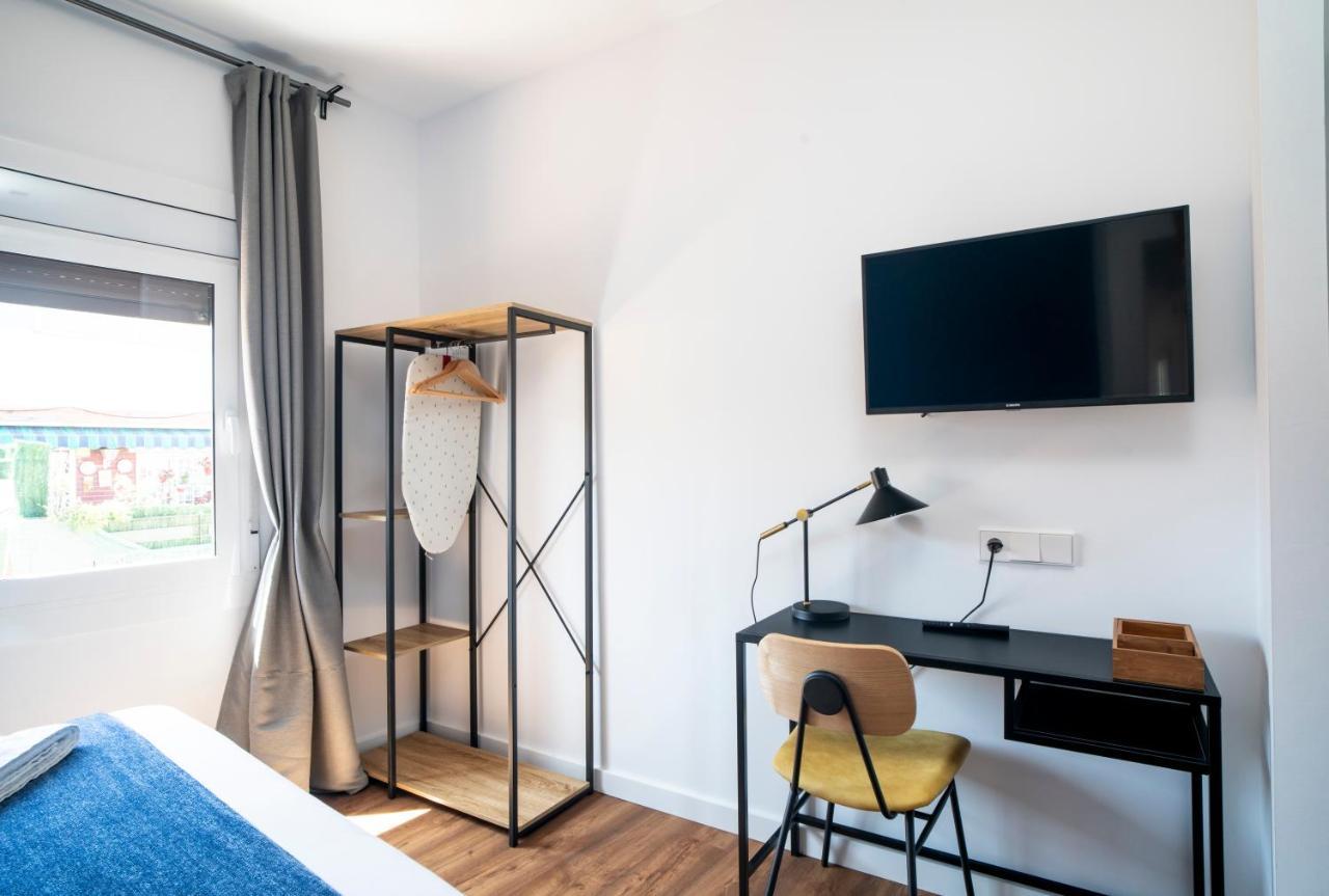Caliu Apartments Barcelona - Camp Nou L'Hospitalet de Llobregat Bagian luar foto